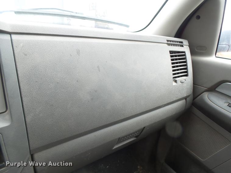 image for item DR9246 2007 Dodge Ram 1500 Mega Cab pickup truck