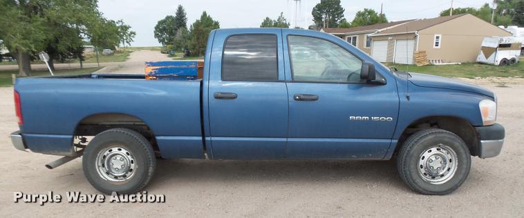 image for item DR9247 2006 Dodge Ram 1500 Quad Cab pickup truck