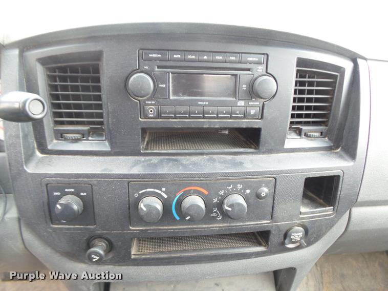 image for item DR9247 2006 Dodge Ram 1500 Quad Cab pickup truck