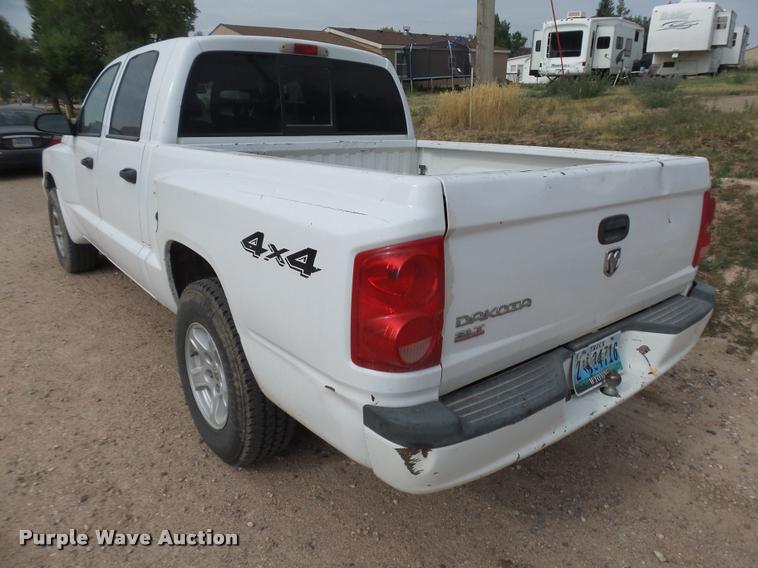 image for item DR9248 2007 Dodge Dakota SLT Quad Cab pickup truck