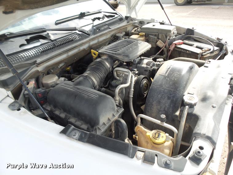 image for item DR9248 2007 Dodge Dakota SLT Quad Cab pickup truck