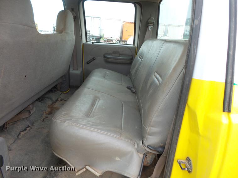 image for item DV9309 1999 Ford F450 Super Duty Crew Cab utility truck