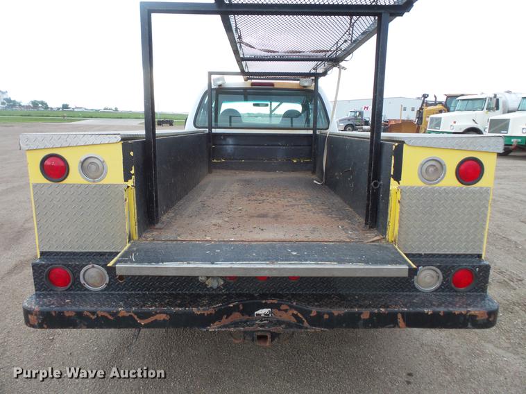 image for item DV9309 1999 Ford F450 Super Duty Crew Cab utility truck