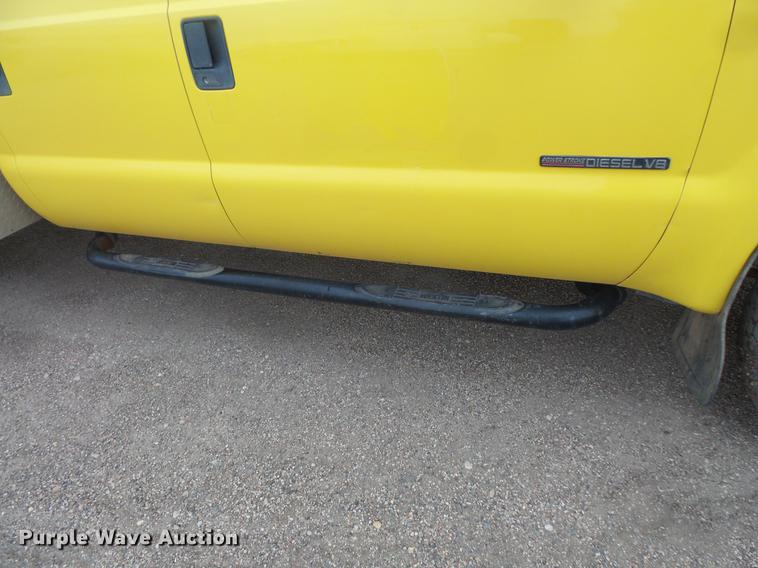 image for item DV9309 1999 Ford F450 Super Duty Crew Cab utility truck