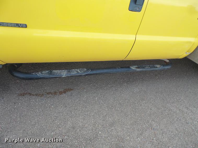 image for item DV9309 1999 Ford F450 Super Duty Crew Cab utility truck