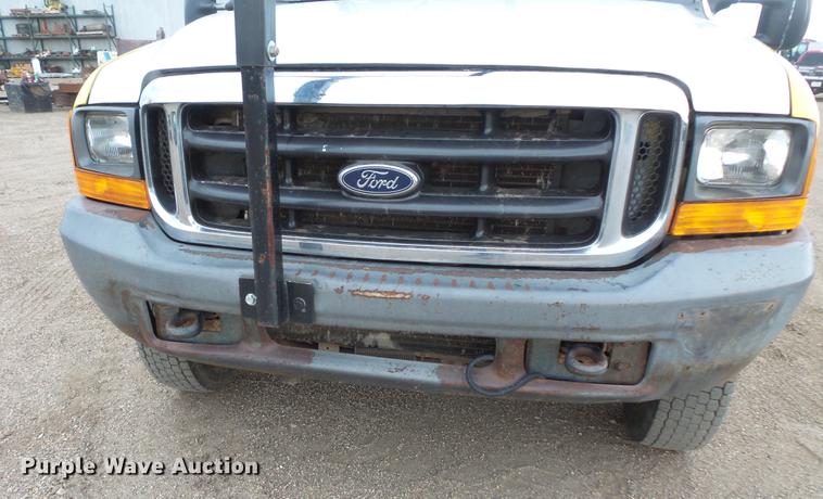 image for item DV9309 1999 Ford F450 Super Duty Crew Cab utility truck