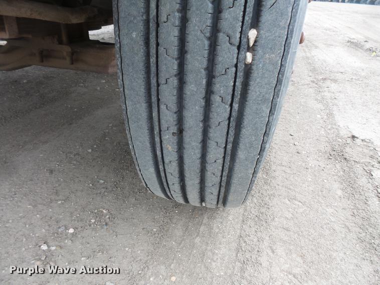 image for item DV9310 1982 International S1954 flatbed truck