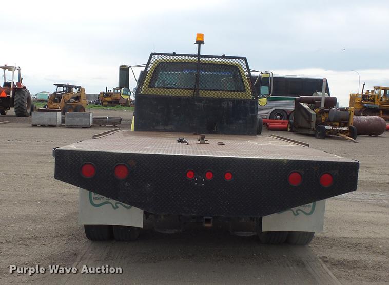 image for item DV9314 1995 GMC TopKick flatbed truck