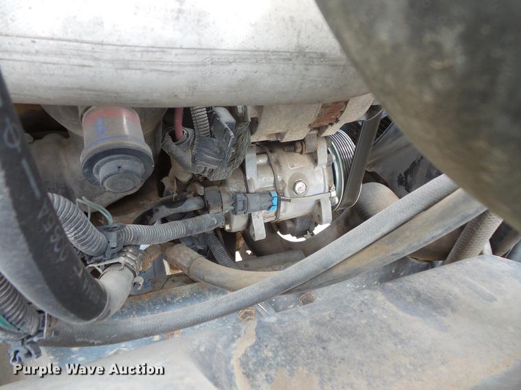 image for item DV9314 1995 GMC TopKick flatbed truck