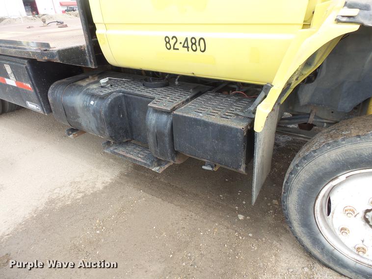 image for item DV9314 1995 GMC TopKick flatbed truck