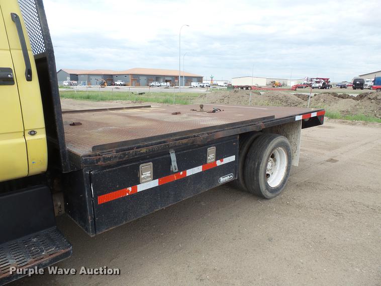image for item DV9314 1995 GMC TopKick flatbed truck
