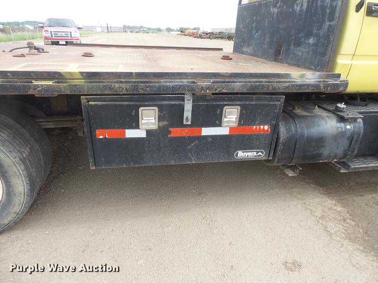 image for item DV9314 1995 GMC TopKick flatbed truck