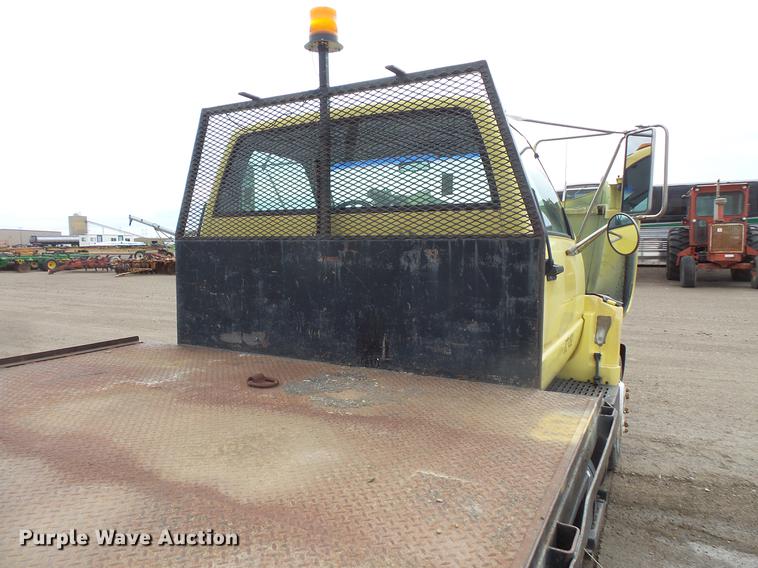 image for item DV9314 1995 GMC TopKick flatbed truck