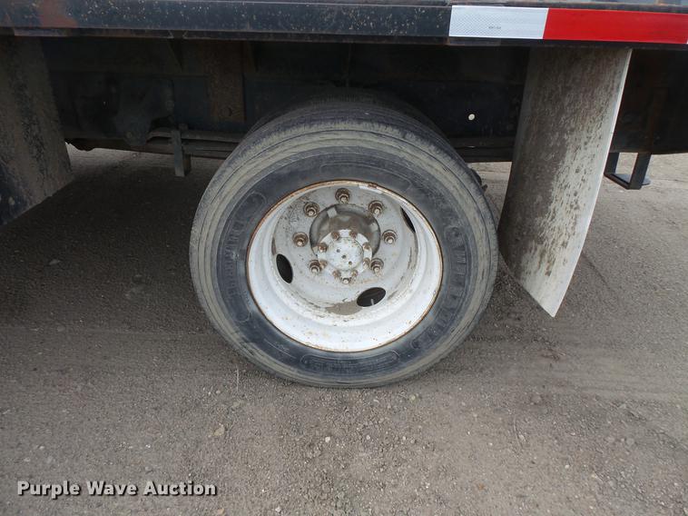 image for item DV9314 1995 GMC TopKick flatbed truck