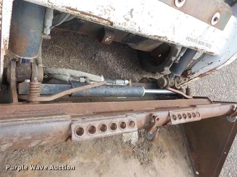 image for item DV9323 2004 Bobcat T190 skid steer