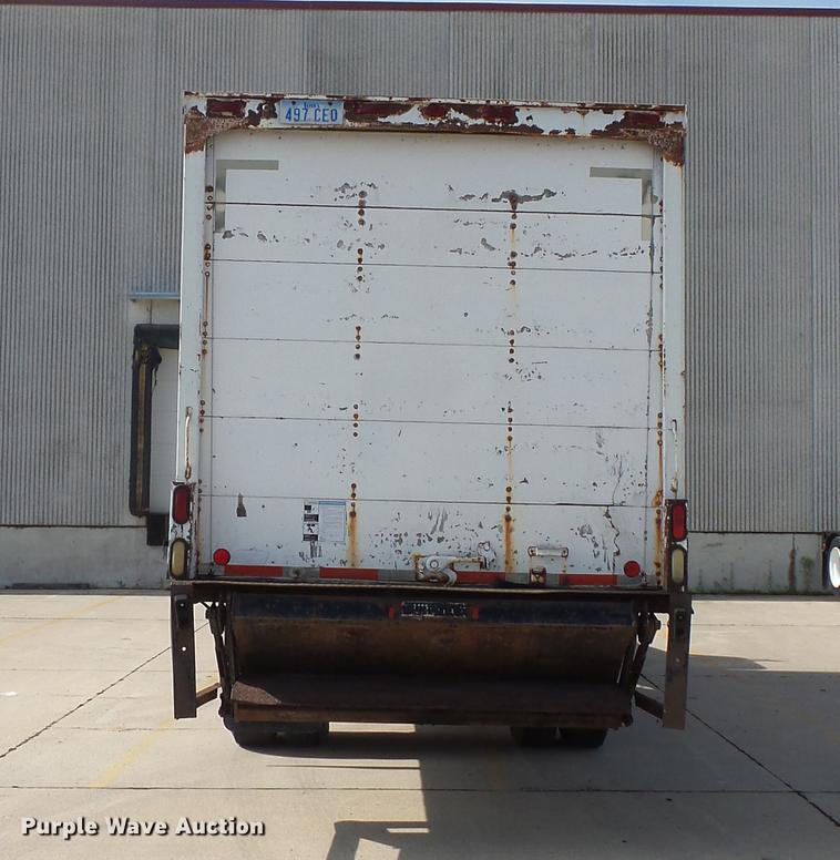 image for item DV9331 1988 International 1954 box truck