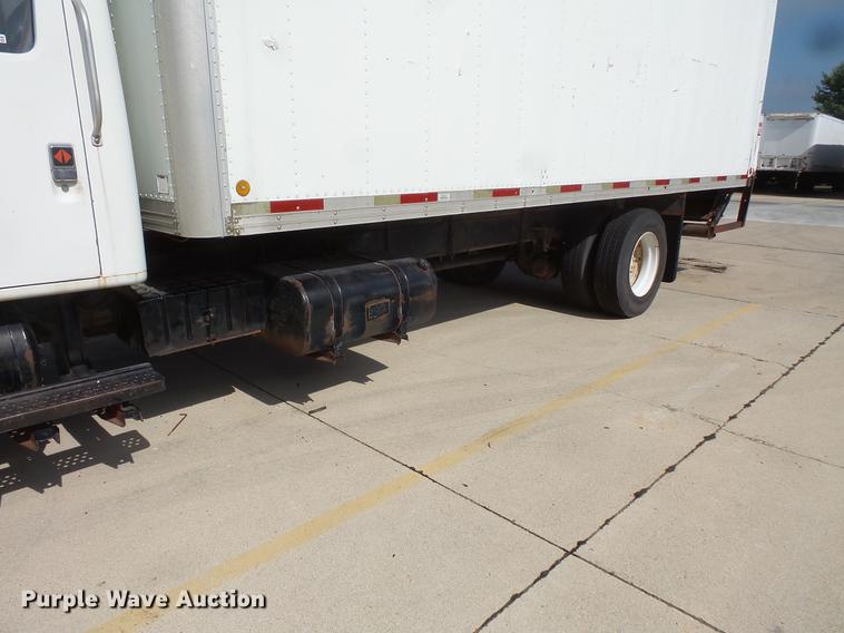 image for item DV9331 1988 International 1954 box truck