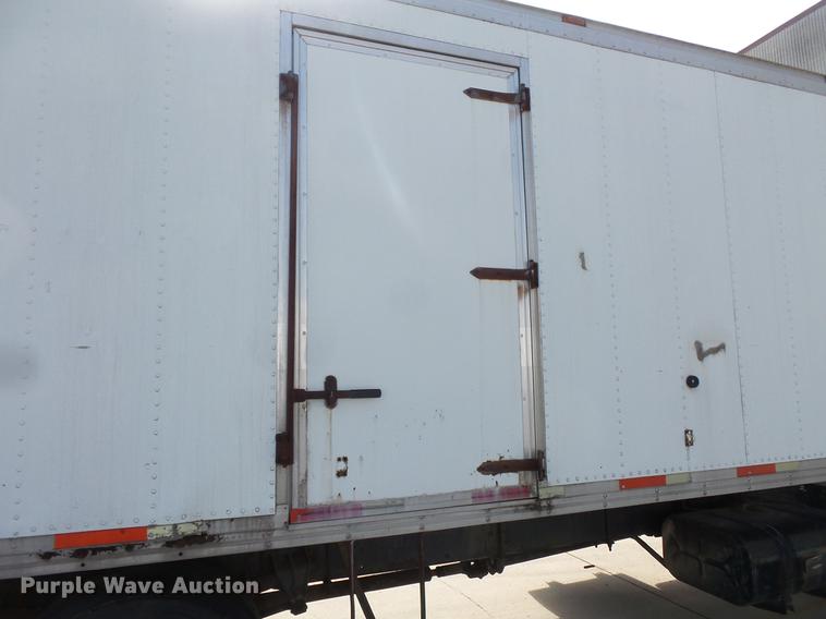 image for item DV9331 1988 International 1954 box truck