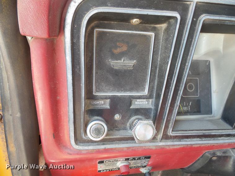 image for item DV9334 1979 Ford F350 Crew Cab utility bed pickup truck