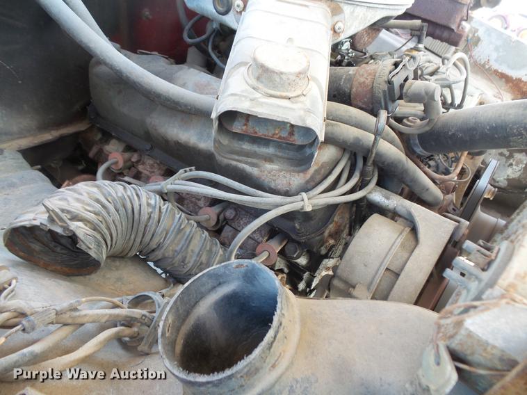 image for item DV9334 1979 Ford F350 Crew Cab utility bed pickup truck