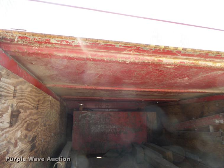 image for item DV9334 1979 Ford F350 Crew Cab utility bed pickup truck