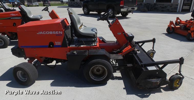 image for item DX9120 Jacobsen Turfcat T628D lawn mower