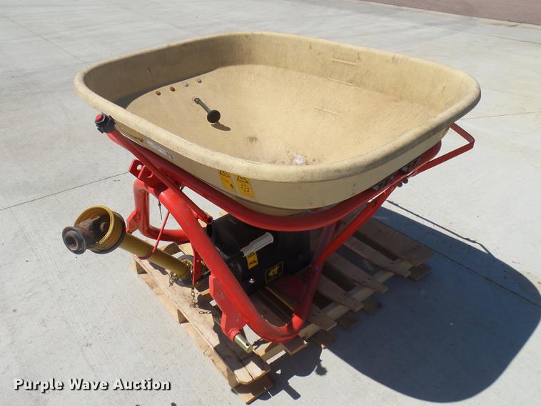 image for item DX9121 Vicon spreader