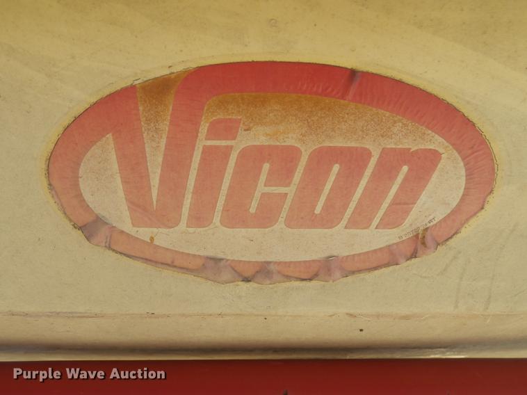 image for item DX9121 Vicon spreader