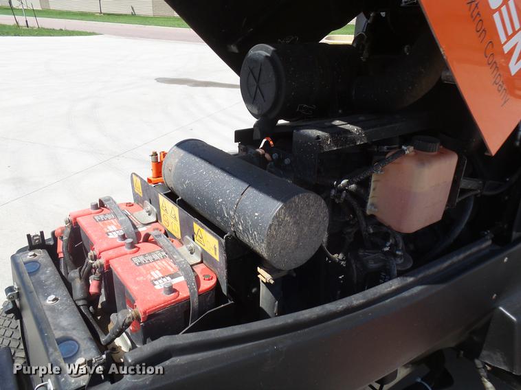 image for item DX9122 2014 Jacobsen HR9016 lawn mower