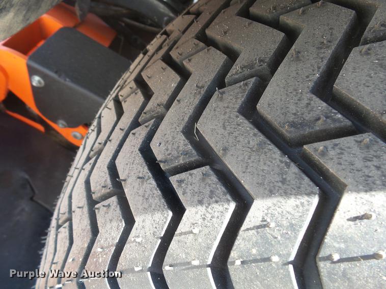 image for item DX9122 2014 Jacobsen HR9016 lawn mower