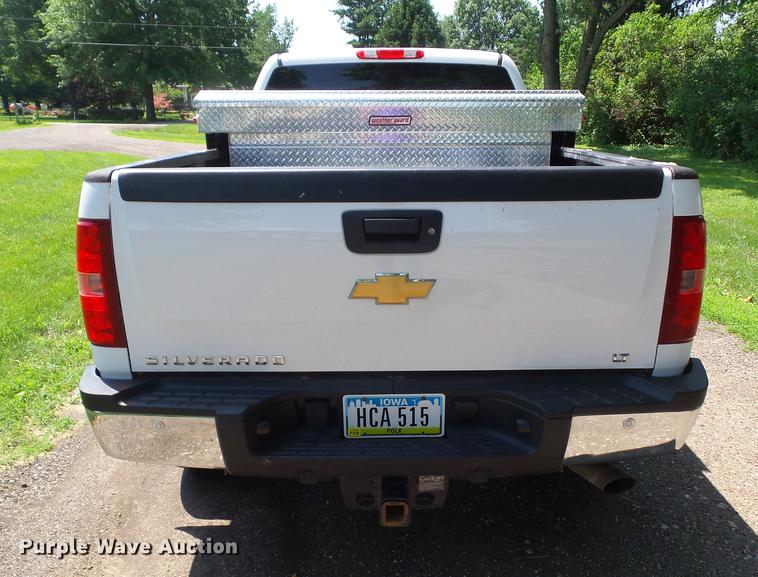 image for item DZ9368 2013 Chevrolet Silverado 2500 HD Ext. Cab pickup truck