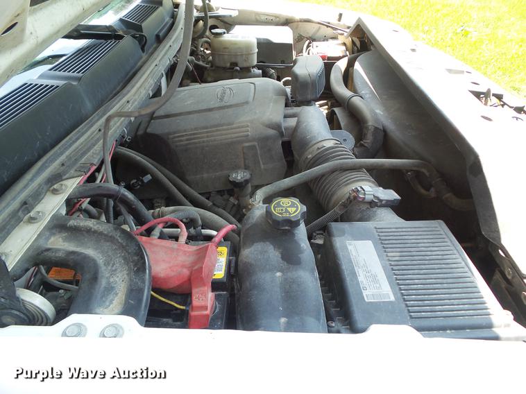 image for item DZ9368 2013 Chevrolet Silverado 2500 HD Ext. Cab pickup truck