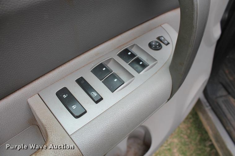 image for item DZ9921 2008 Chevrolet Silverado 1500 Ext. Cab pickup truck