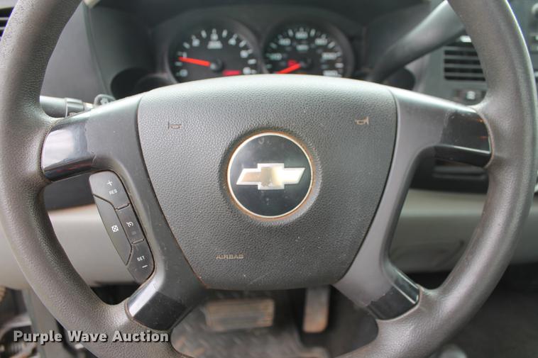 image for item DZ9921 2008 Chevrolet Silverado 1500 Ext. Cab pickup truck