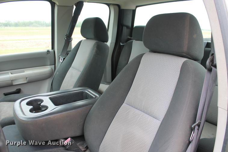 image for item DZ9921 2008 Chevrolet Silverado 1500 Ext. Cab pickup truck