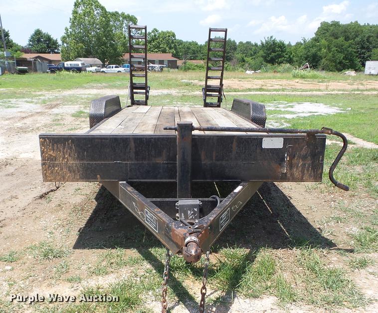 image for item EI9823 2000 Lonestar utility trailer