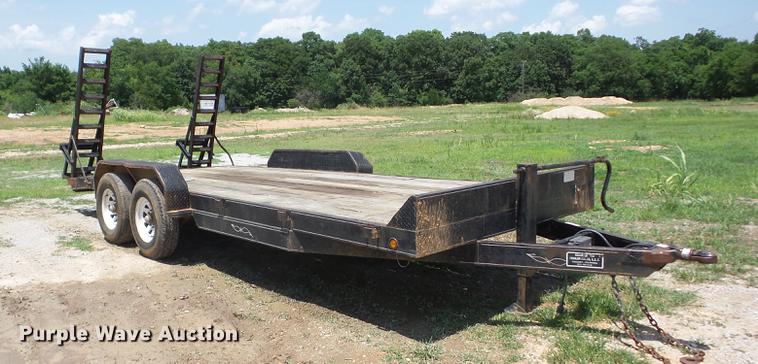 image for item EI9823 2000 Lonestar utility trailer