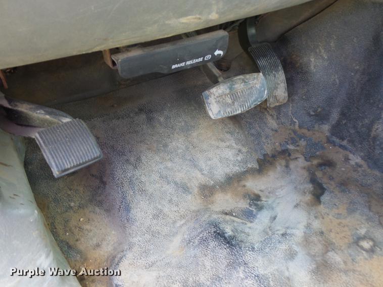 image for item EI9828 2006 Ford F350 pickup truck