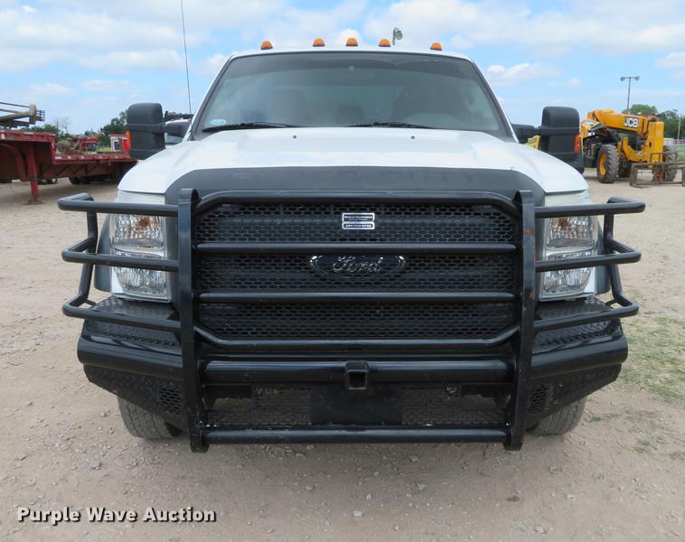 image for item EJ9636 2011 Ford F550 Crew Cab truck cab and chassis