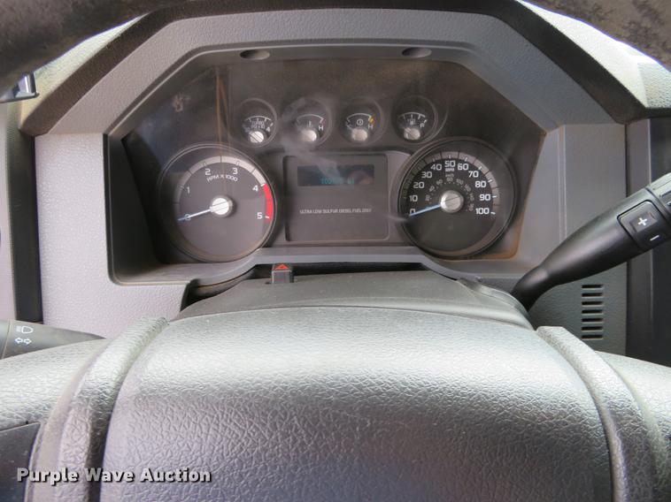 image for item EJ9636 2011 Ford F550 Crew Cab truck cab and chassis