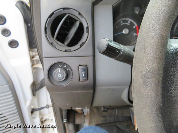 image for item EJ9636 2011 Ford F550 Crew Cab truck cab and chassis