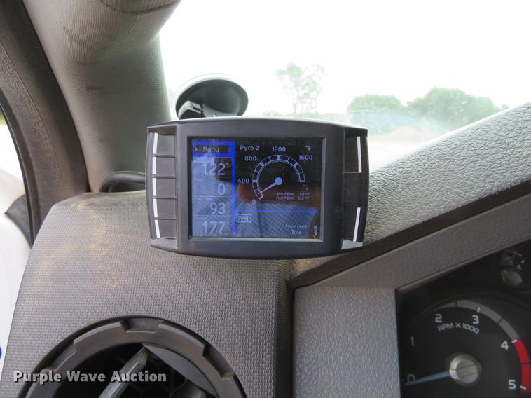 image for item EJ9636 2011 Ford F550 Crew Cab truck cab and chassis