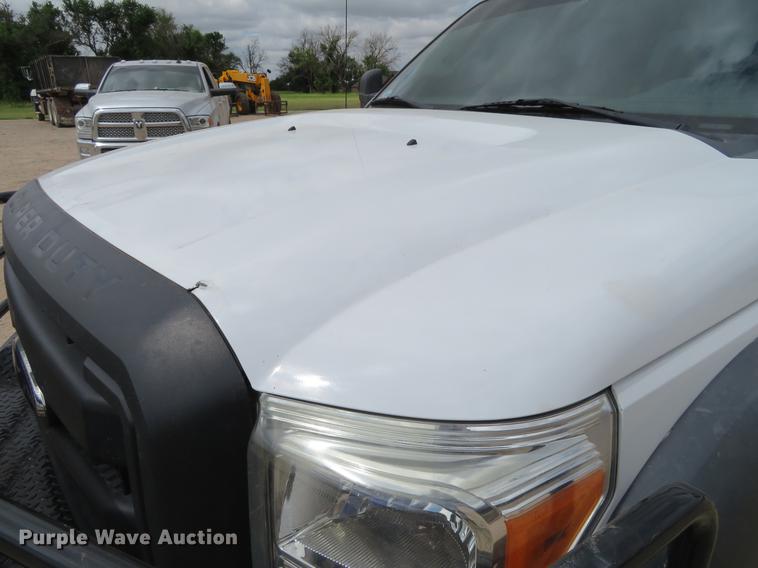 image for item EJ9636 2011 Ford F550 Crew Cab truck cab and chassis