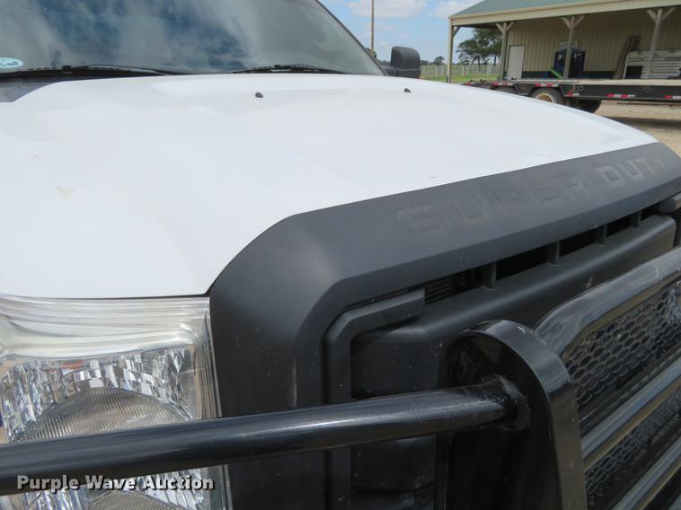 image for item EJ9636 2011 Ford F550 Crew Cab truck cab and chassis