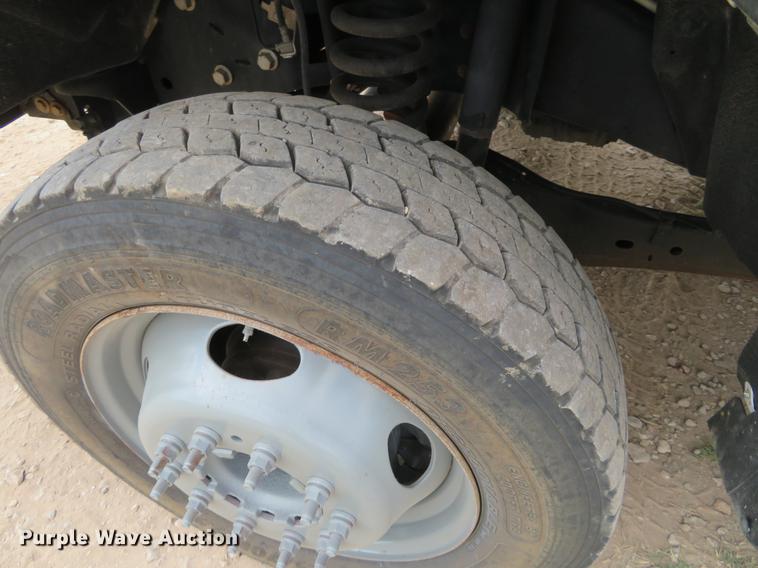 image for item EJ9636 2011 Ford F550 Crew Cab truck cab and chassis