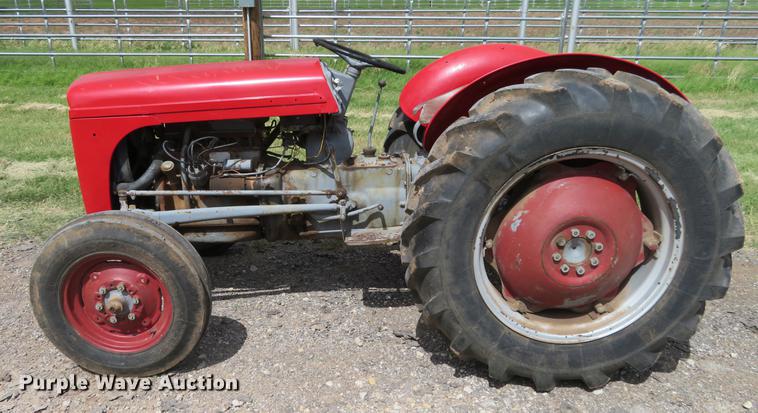 image for item EJ9638 Ferguson 30 tractor