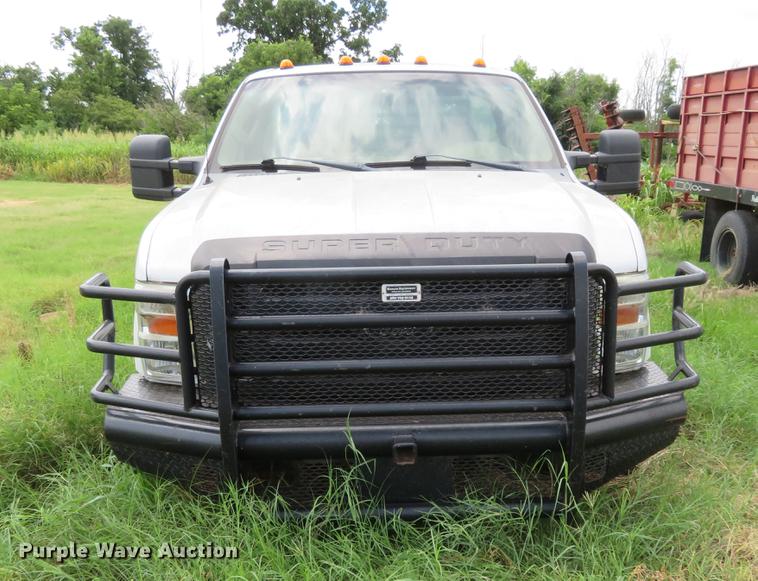 image for item EJ9640 2008 Ford F350 Super Duty bale bed pickup truck