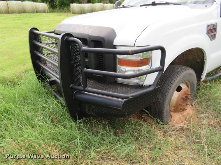 image for item EJ9640 2008 Ford F350 Super Duty bale bed pickup truck