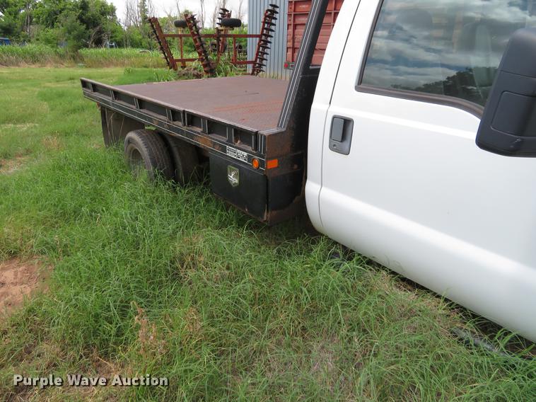 image for item EJ9640 2008 Ford F350 Super Duty bale bed pickup truck