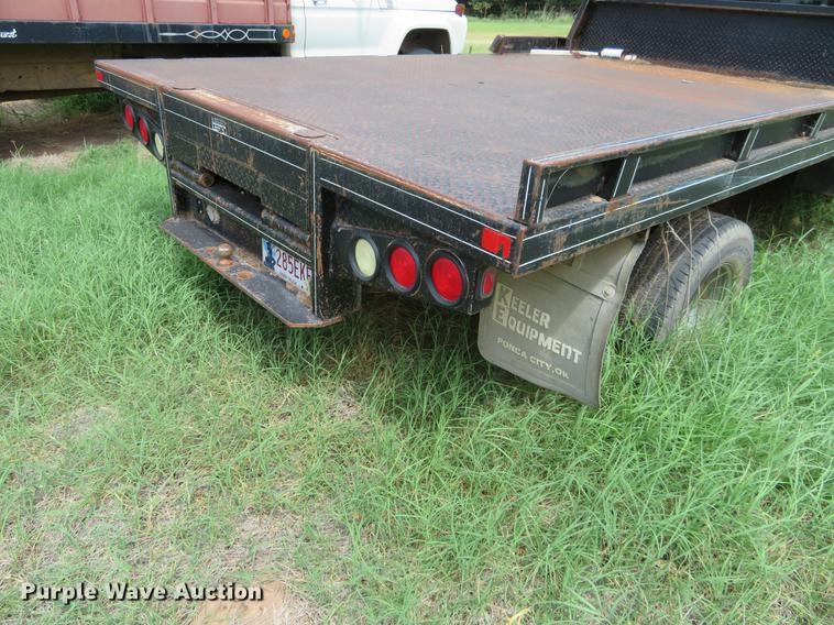 image for item EJ9640 2008 Ford F350 Super Duty bale bed pickup truck